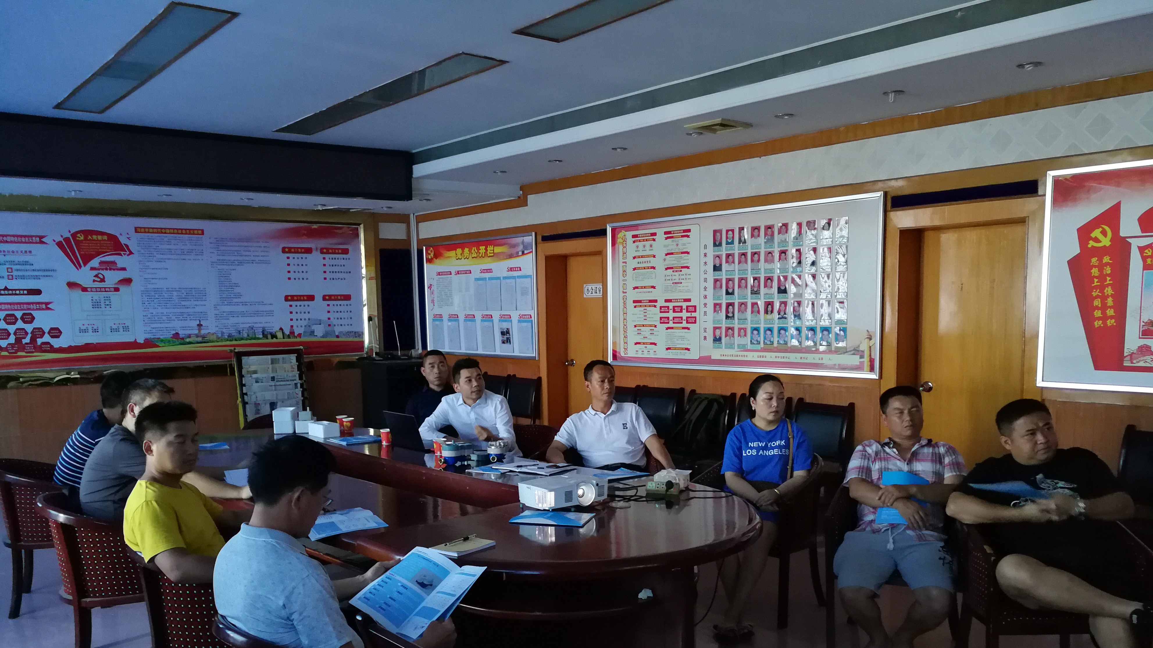 0a38e9dc51899cdbfe7ce493755316ca.jpg 0a38e9dc51899cdbfe7ce493755316ca.jpg